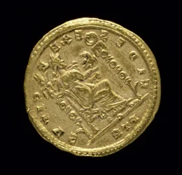 Solidus de ouro (reverso) de Constantino I, o Grande (306-337 dC) representando Fides sentado à esquerda no Trono. Inscrição: FIDES EXERCITVS. Cravou em Trier